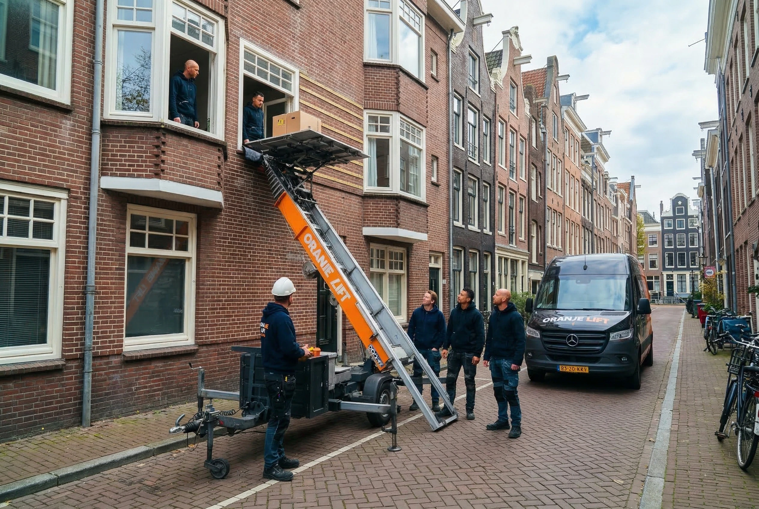 Opbouwlift in de Grachtengordel Amsterdam